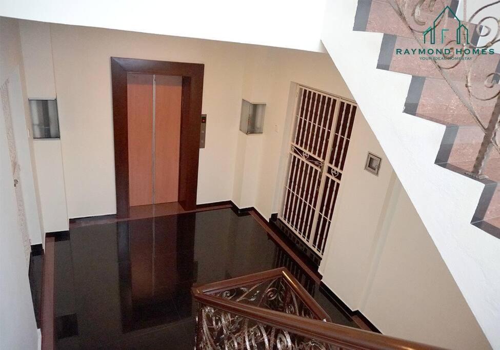 99 Kelawei Apartman George Town  Kültér fotó
