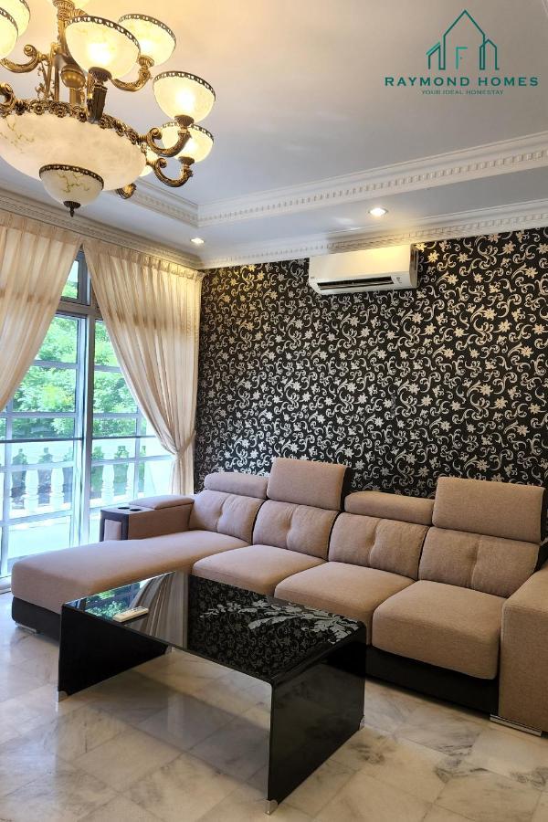 99 Kelawei Apartman George Town  Kültér fotó